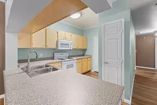 701 Gibson Dr, Roseville, CA 95678 - Photo 12