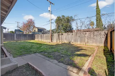 5213 Sitton Way, Sacramento, CA 95823 - Photo 32