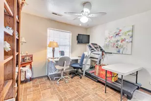 828 Olivewood Dr, Los Banos, CA 93635 - Photo 28