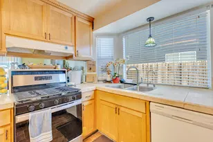 828 Olivewood Dr, Los Banos, CA 93635 - Photo 20