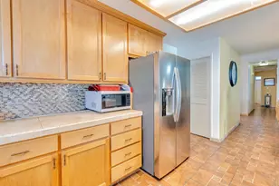 828 Olivewood Dr, Los Banos, CA 93635 - Photo 22