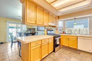 828 Olivewood Dr, Los Banos, CA 93635 - Photo 12