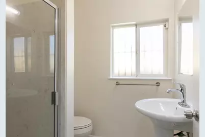 2301 87th Avenue, Oakland, CA 94605 - Photo 20