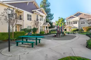 9615 Coney Island Cir, Elk Grove, CA 95758 - Photo 4