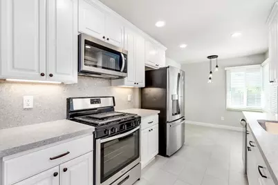 2437 Parkwood, Sacramento, CA 95825 - Photo 4