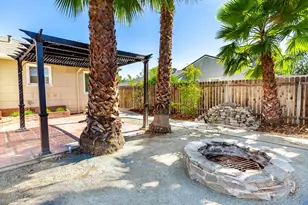 2437 Parkwood, Sacramento, CA 95825 - Photo 26