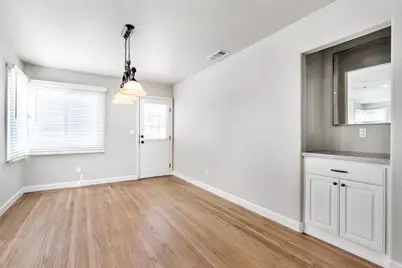 2437 Parkwood, Sacramento, CA 95825 - Photo 12