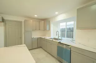 1813 Lupin Ln, Ceres, CA 95307 - Photo 10