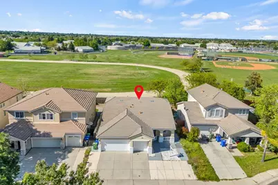 6217 Jefjen Way, Elk Grove, CA 95757 - Photo 38