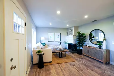 5400 Cabrillo Way, Sacramento, CA 95820 - Photo 6