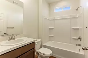 3265 Vermillion Dr, Stockton, CA 95206 - Photo 14
