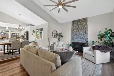 9708 Elmira Circle, Sacramento, CA 95827 - Photo 8