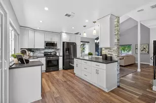 9708 Elmira Cir, Sacramento, CA 95827 - Photo 12