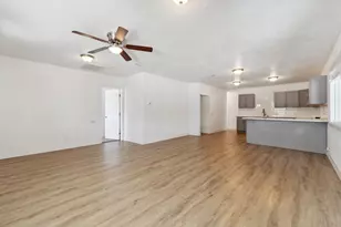 1725 California Ave, Dos Palos, CA 93620 - Photo 8