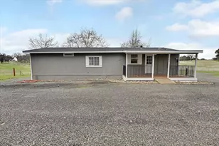 790 Los Verjeles Rd, Bangor, CA 95901 - Photo 2