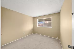 7671 Canyon Woods Ct, Sacramento, CA 95828 - Photo 38