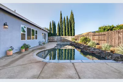 757 Killebrew Way, Galt, CA 95632 - Photo 32