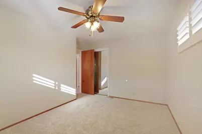 922 N Pleasant Avenue, Lodi, CA 95240 - Photo 22