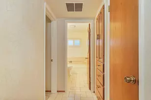 922 N Pleasant Ave, Lodi, CA 95240 - Photo 16