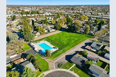 3125 Mill Springs Drive, Stockton, CA 95219 - Photo 2