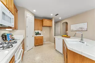 5013 Millner Way, Elk Grove, CA 95757 - Photo 16