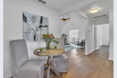 2410 G Street #C, Sacramento, CA 95816 - Photo 12