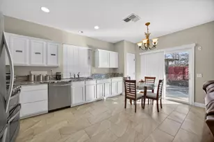 9909 Blue Lupine Pl, Elk Grove, CA 95757 - Photo 12