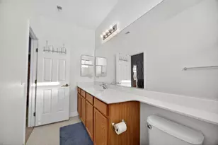 9909 Blue Lupine Pl, Elk Grove, CA 95757 - Photo 28