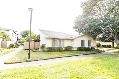1301 Casa San Carlos Lane #D, Oxnard, CA 93033 - Photo 1
