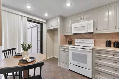 230 W Rumble Rd #B, Modesto, CA 95354 - Photo 4