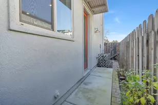 165 Log Pond Ln, Sacramento, CA 95818 - Photo 30