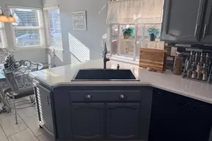 8655 Cord Way, Sacramento, CA 95828 - Photo 10