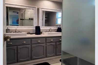 8655 Cord Way, Sacramento, CA 95828 - Photo 18