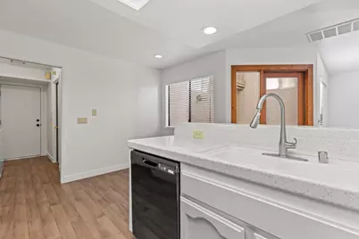 7526 Creekridge Lane, Citrus Heights, CA 95610 - Photo 16