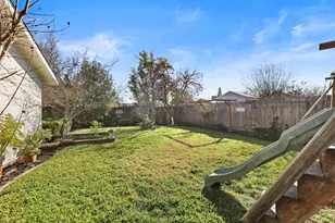 2312 Burton Way, Lodi, CA 95242 - Photo 28