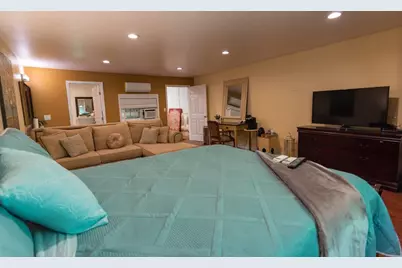 8685 River Road, Sacramento, CA 95832 - Photo 72