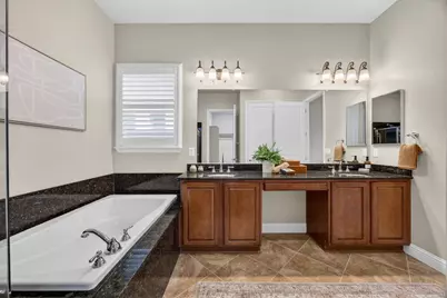 3439 Kennerleigh Parkway, Roseville, CA 95747 - Photo 32