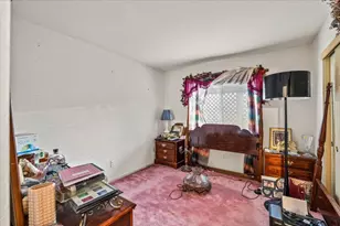 8608 Peach Blossom Way, Antelope, CA 95843 - Photo 12