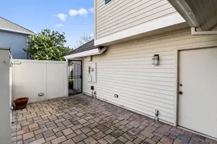 839 Lake Front Dr, Sacramento, CA 95831 - Photo 48