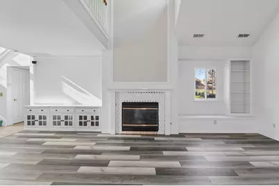 839 Lake Front Drive, Sacramento, CA 95831 - Photo 10