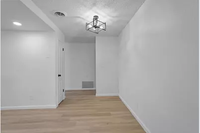 3212 Royalton Avenue, Modesto, CA 95350 - Photo 10