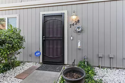 7428 Ranch Avenue, Citrus Heights, CA 95610 - Photo 4