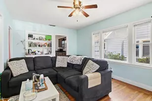 1824 Larkin Wy, Sacramento, CA 95818 - Photo 4