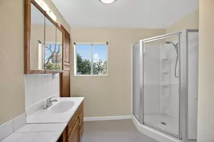 226 W Clay St, Stockton, CA 95206 - Photo 18