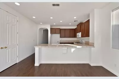 1672 Halo Avenue, Sacramento, CA 95835 - Photo 14