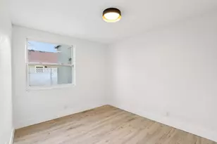 269 Lindley Dr, Sacramento, CA 95815 - Photo 18