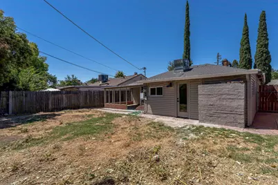 4941 Alcott Drive, Sacramento, CA 95820 - Photo 44