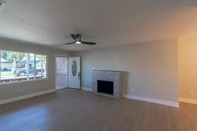 4941 Alcott Drive, Sacramento, CA 95820 - Photo 12