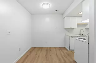 325 Standiford Ave, Modesto, CA 95350 - Photo 12