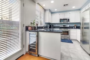 846 27th St, Sacramento, CA 95816 - Photo 18